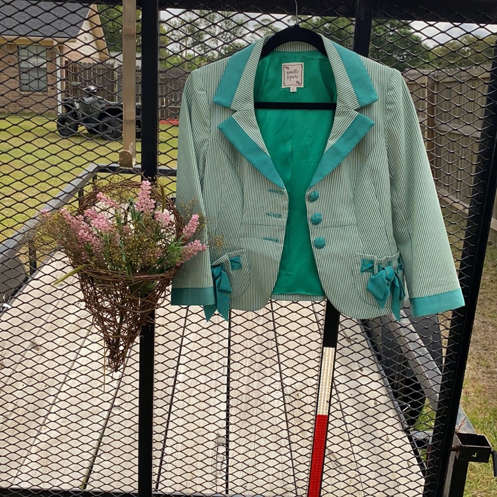 Nanette Lepore fitted crop sleeve blazer